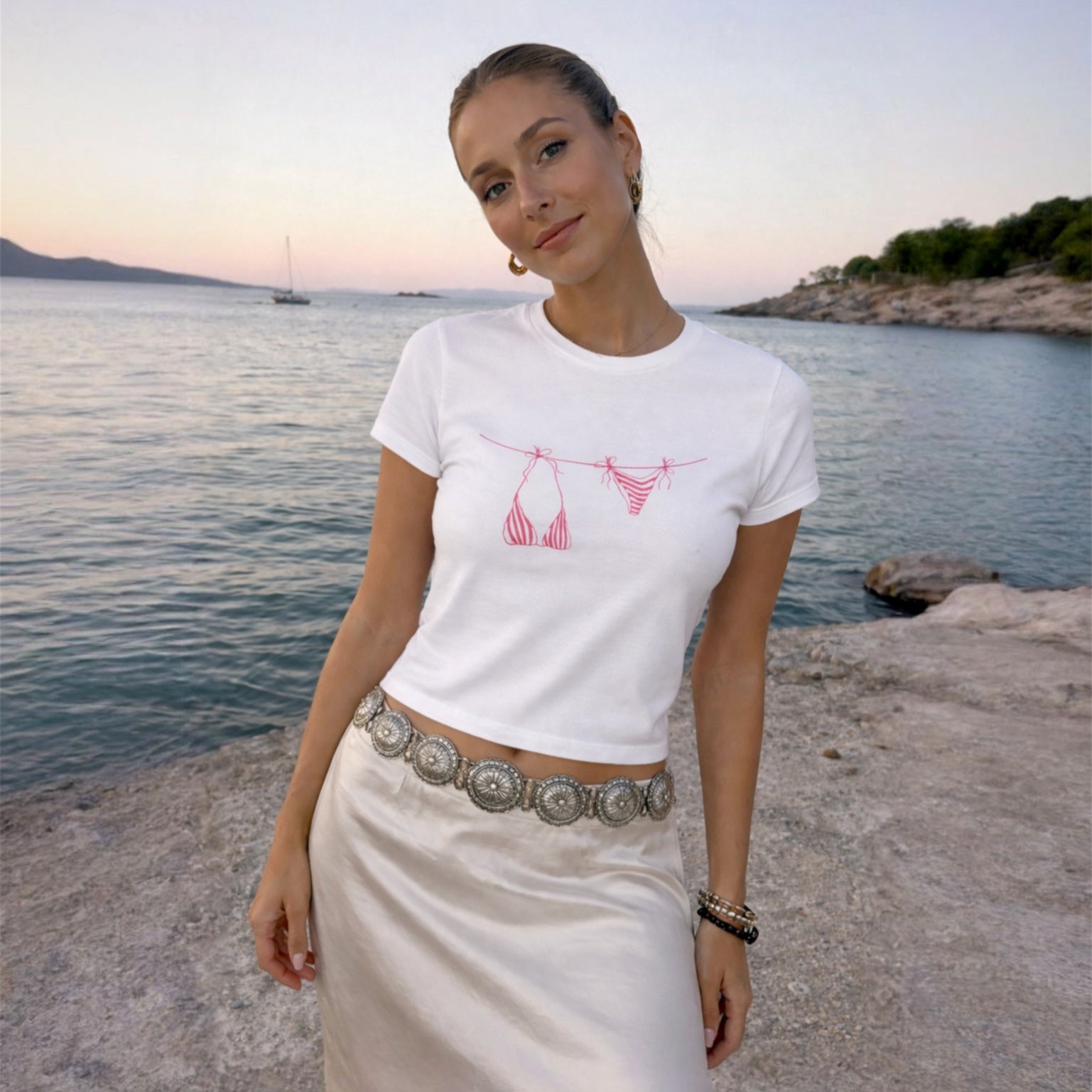 Bikini Clothesline Graphic Baby Tee (Adult/Tweens)